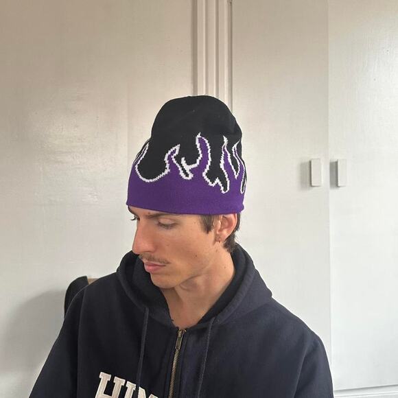 Y2K Black Purple Flame Fire Ski Beanie Winter Hat Skullcap - Picture 4 of 4